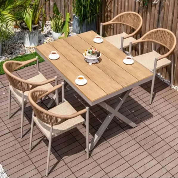 Hailey Wooden Outdoor Dining Set