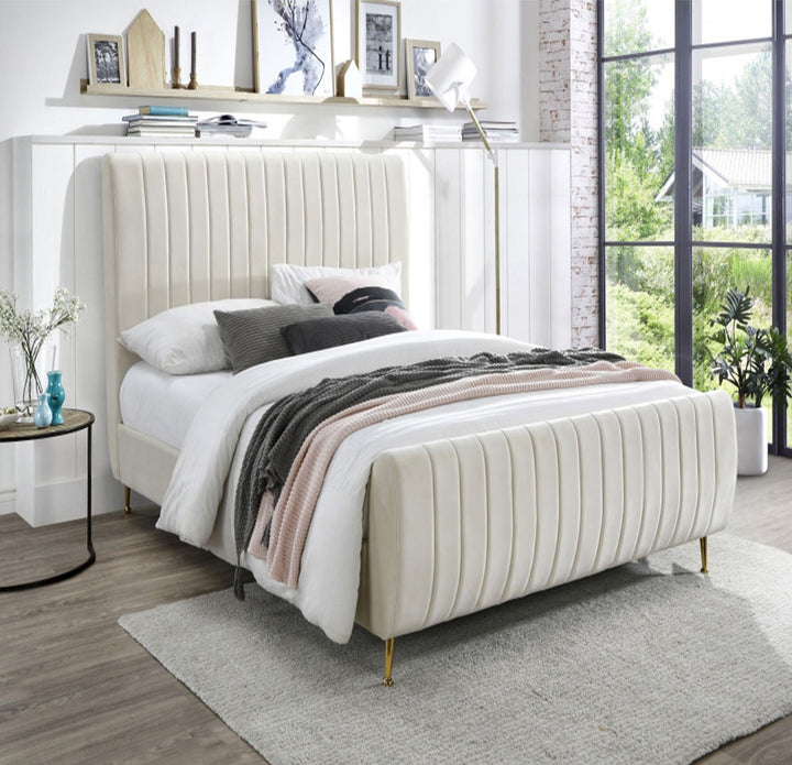 Avenna Sleigh Bed