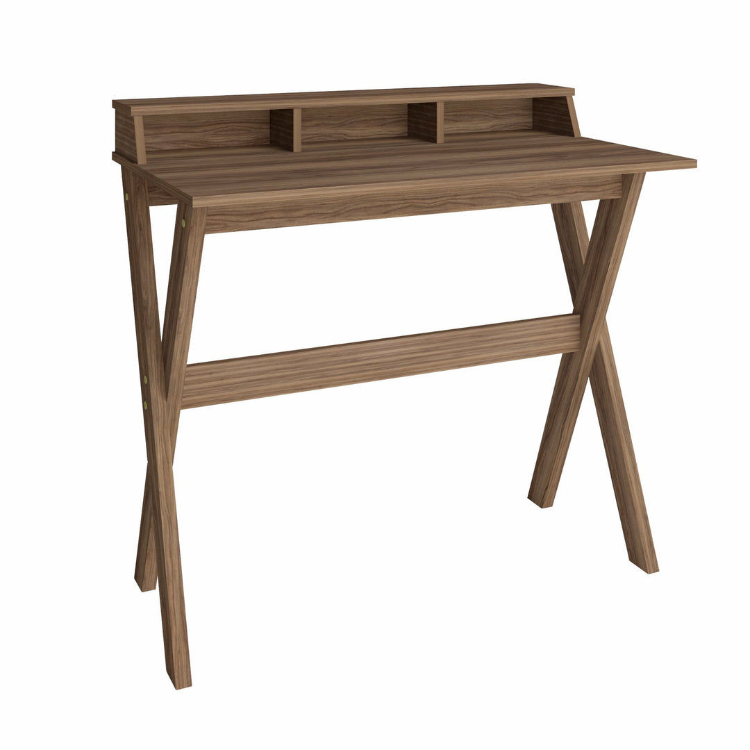 Ivanna Desk